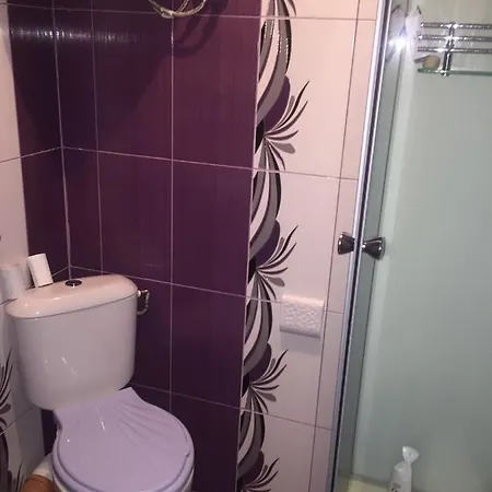 Лазур アパート
